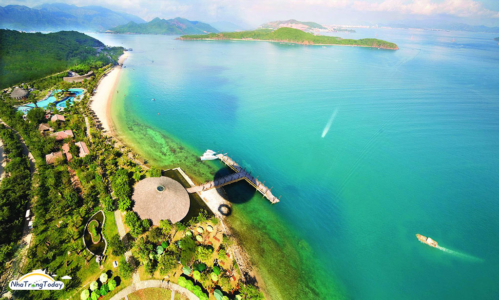 Vịnh Nha Trang - Một trong 29 Vịnh Đẹp Nhất Thế Giới