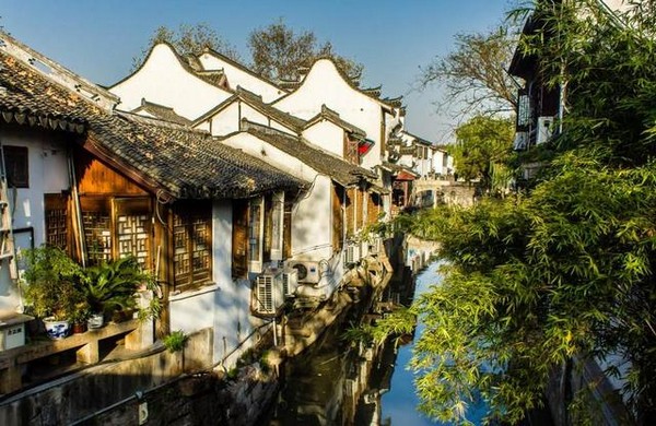 Phố Cổ Đồn Khê Hay Tun Xi: Lạc vào phố cổ mộng mơ tại Hoàng Sơn